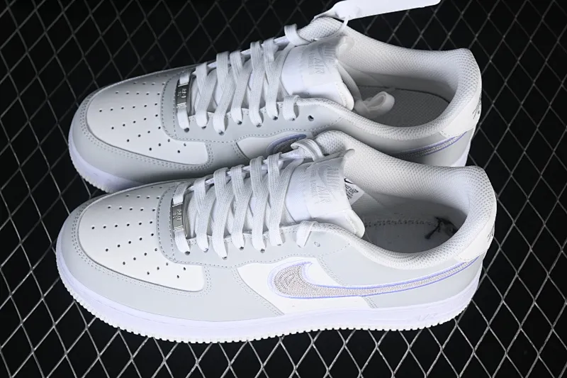 All categories Nk Air Force 1 Air Force series Nk Air Force 1 Low Air Force low-top Nike Air Force 1'07 Low white and gray embroidery Air Force 1 low-top casual sneakers IB6842-100